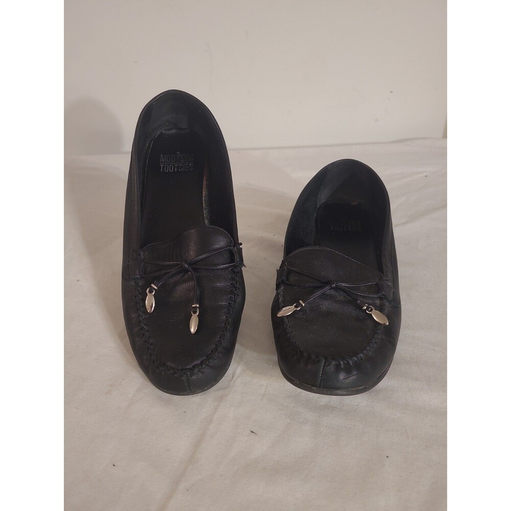 Mootsies Tootsies Ladies Black Leather Loafers Sz 9M Leather Tie Silver Tips